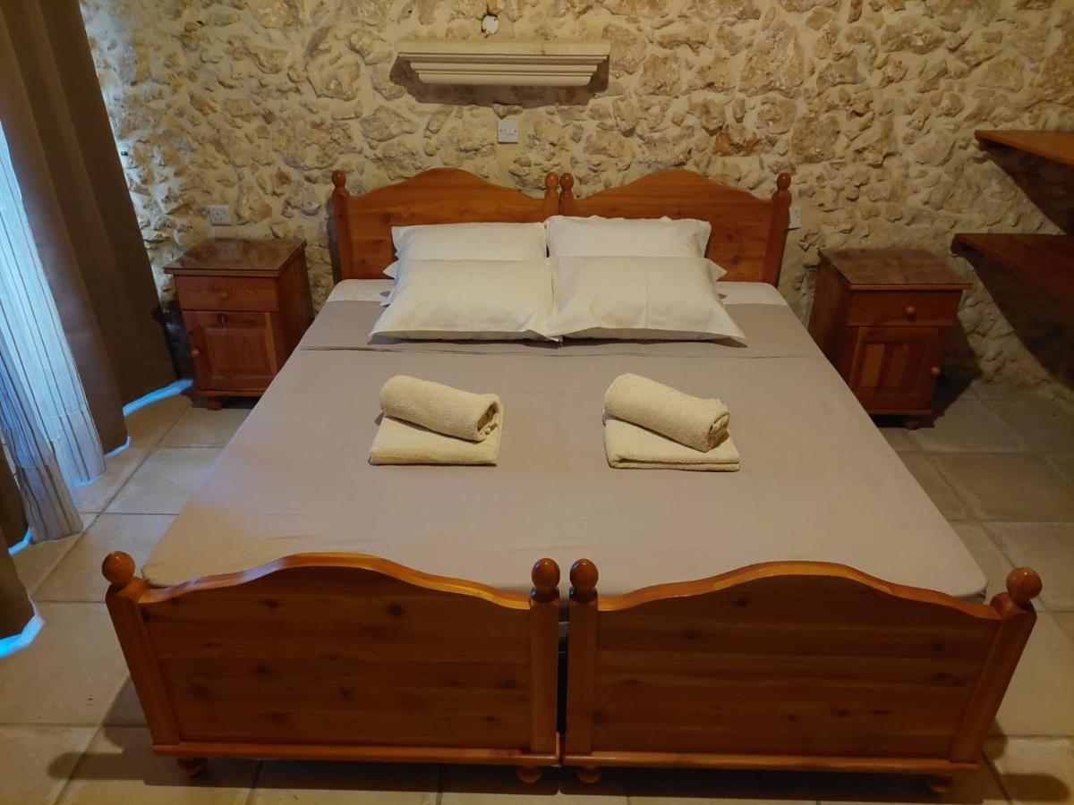 Mj Farmhouse B&B Xagħra Exterior foto