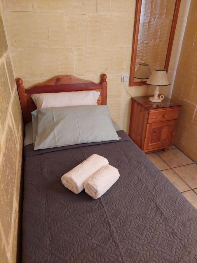 Mj Farmhouse B&B Xagħra Exterior foto